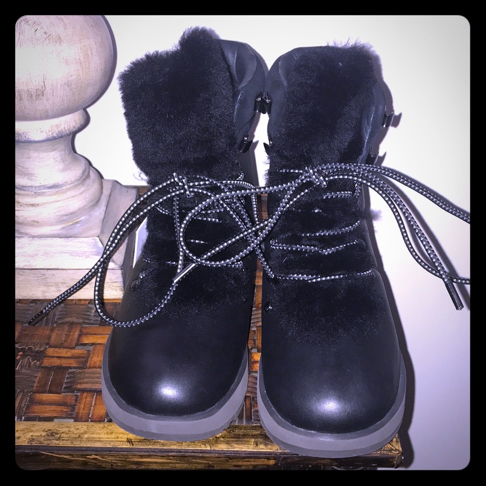 Black UGG Boots - Picture 1 of 8
